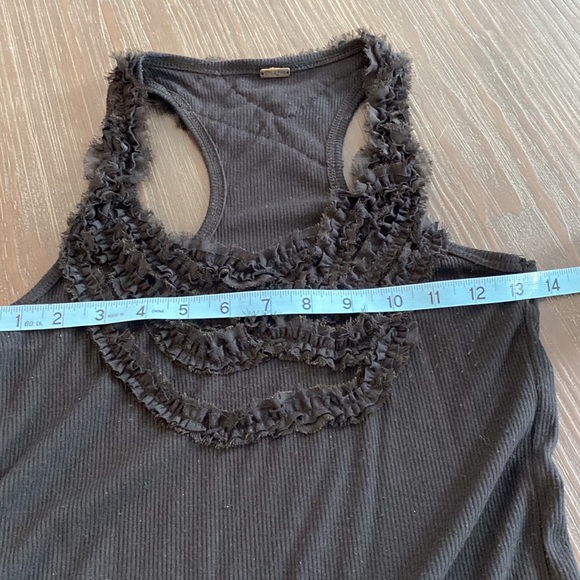 Poof ladies sleeveless tank top in black. Size Large on the tag. - Picture 7 of 8